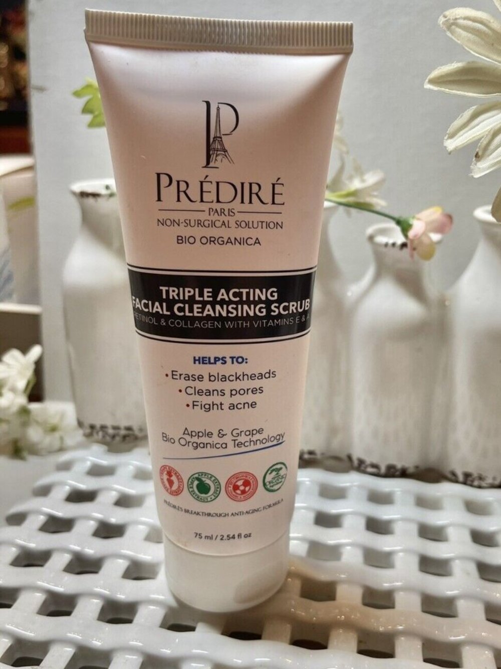 PREDIRE TRIPLE ACTING FACIAL CLEANSING SCRUB-VITAMINS E & A-2.54 fl oz/75 ml-NEW